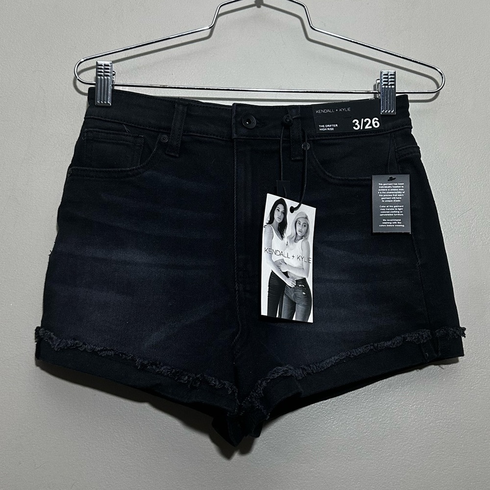 Kendall + Kylie || Woman’s The Drifter High Rise Denim Shorts size 3